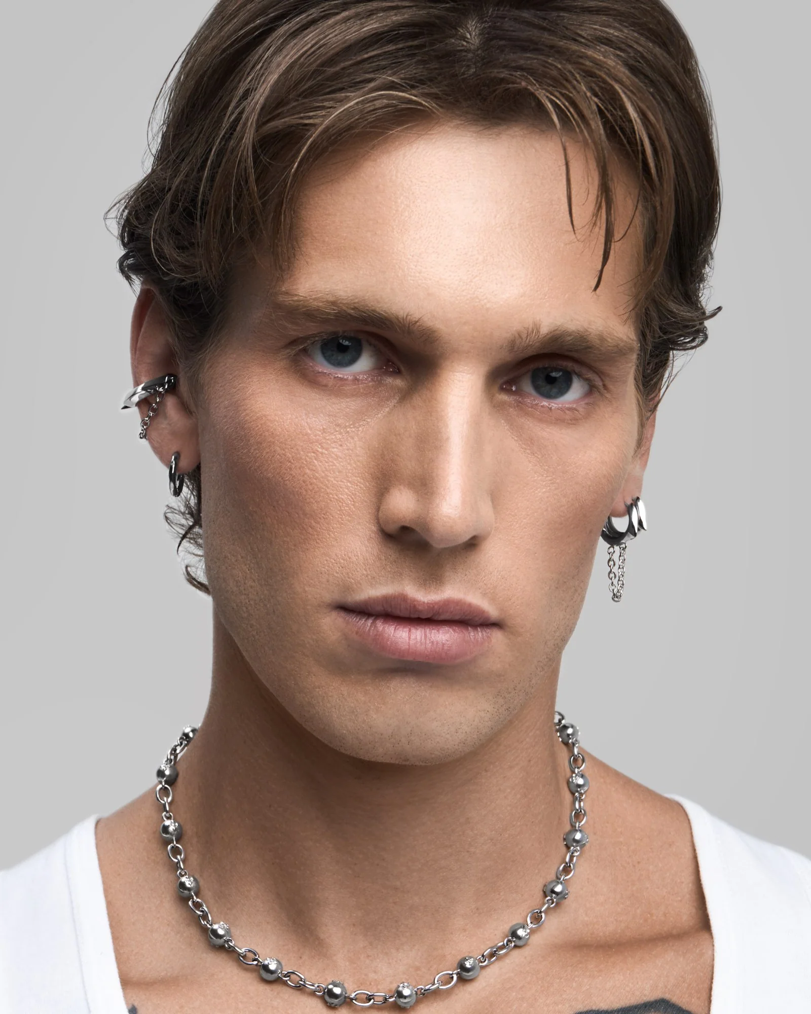 Exe Chain Ear Cuff - Image 4