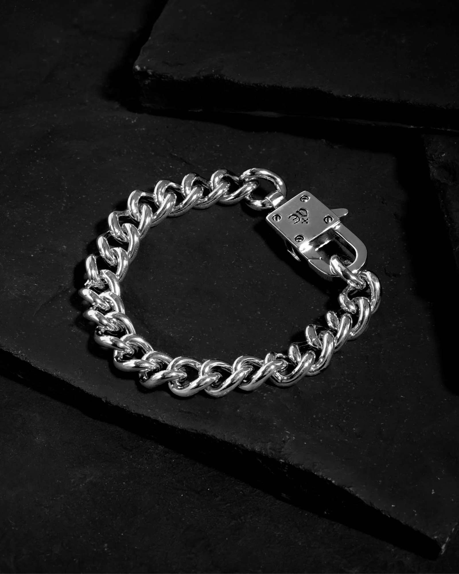 Sync Chain Bracelet - Image 11