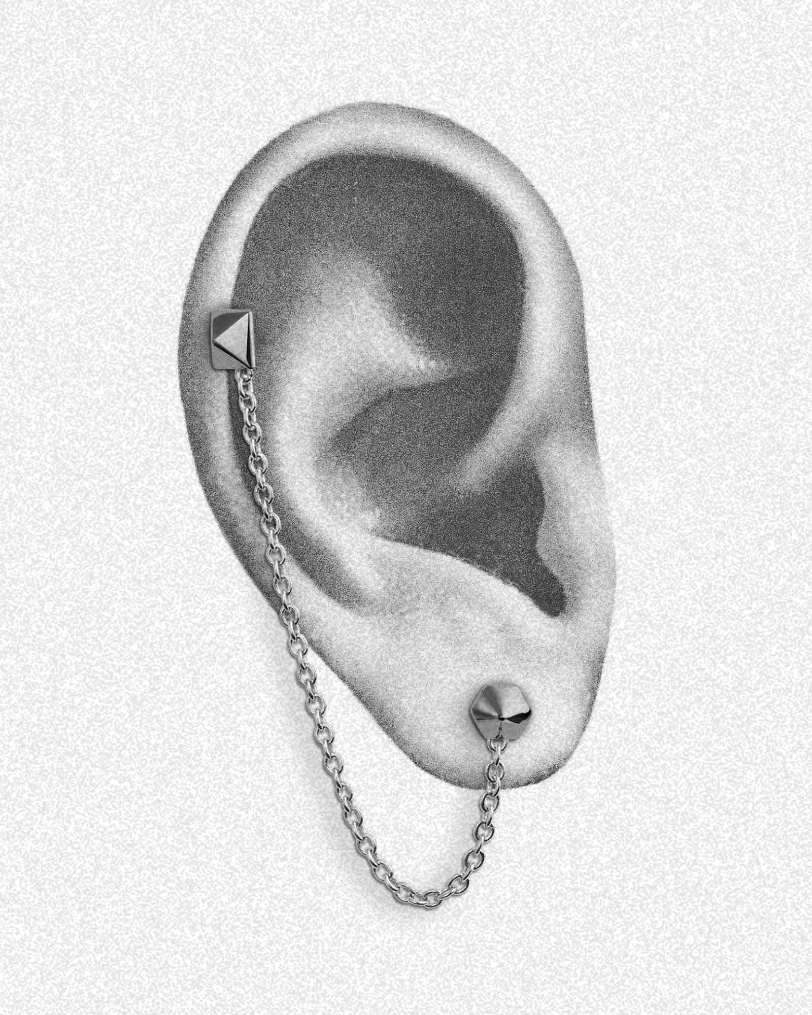 Sync Chain Earrings - Image 8