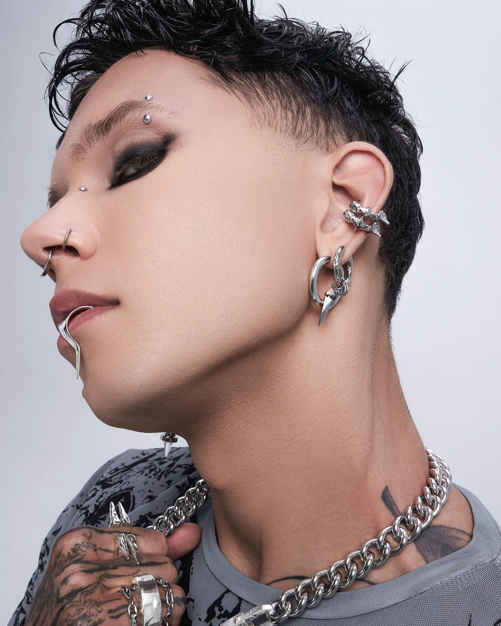 Sync Chain Necklace - Image 6