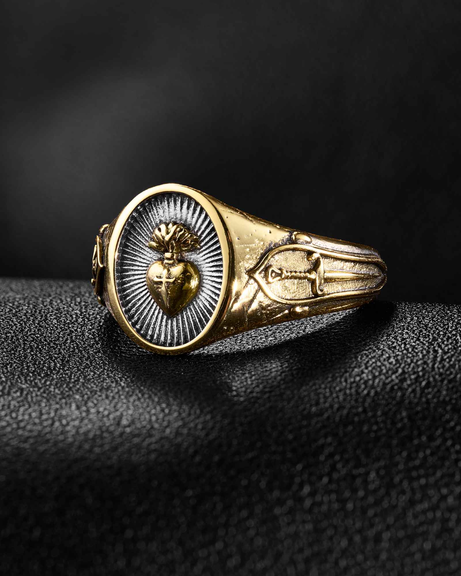 The Sacrament Ring - Image 6